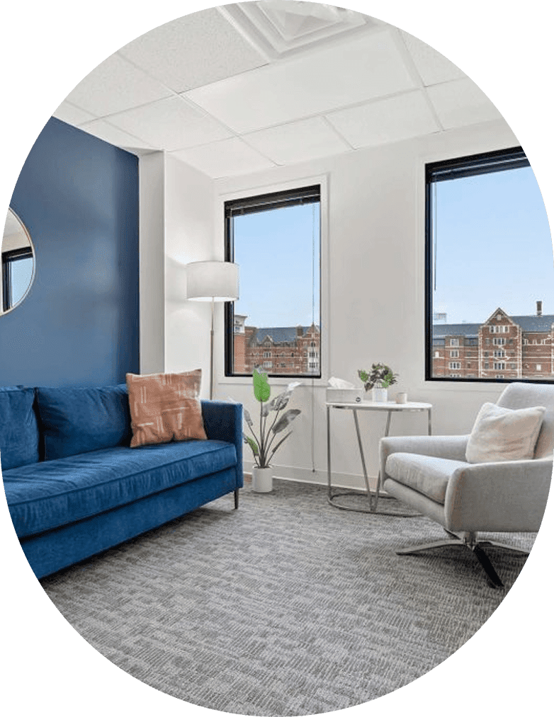 centre-circular-image