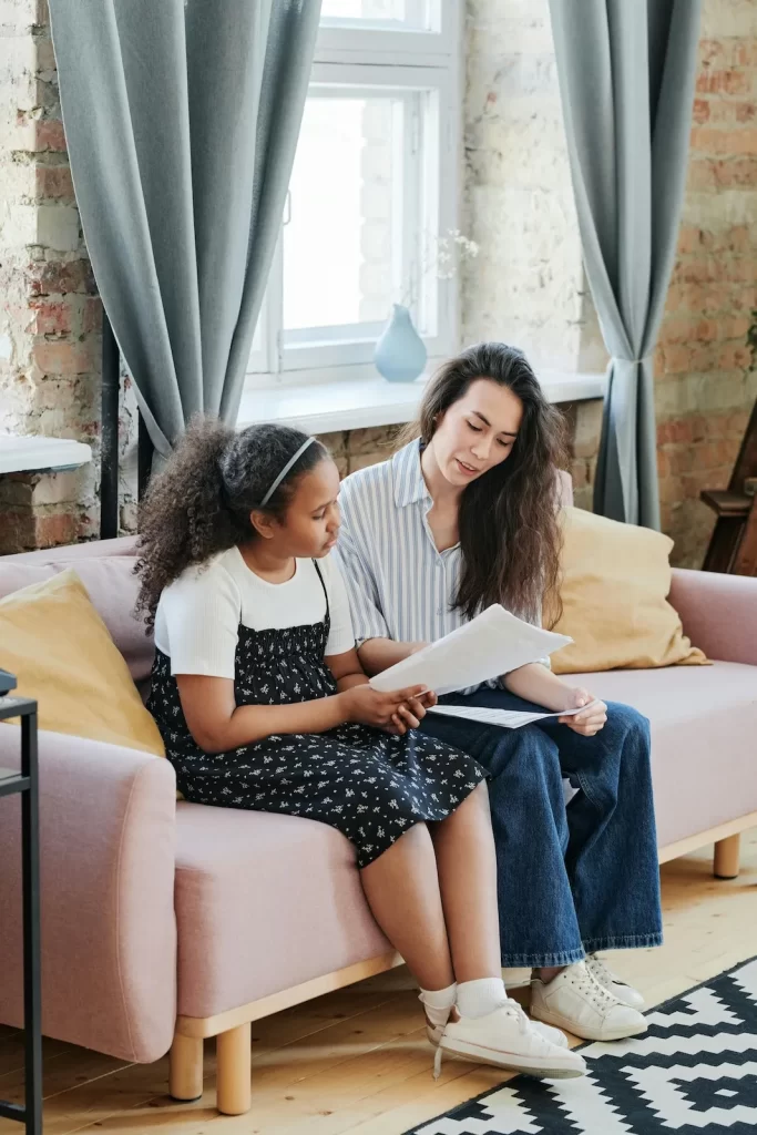 Children's therapist in session at Revive Health Therapy in Oakland and Walnut Creek